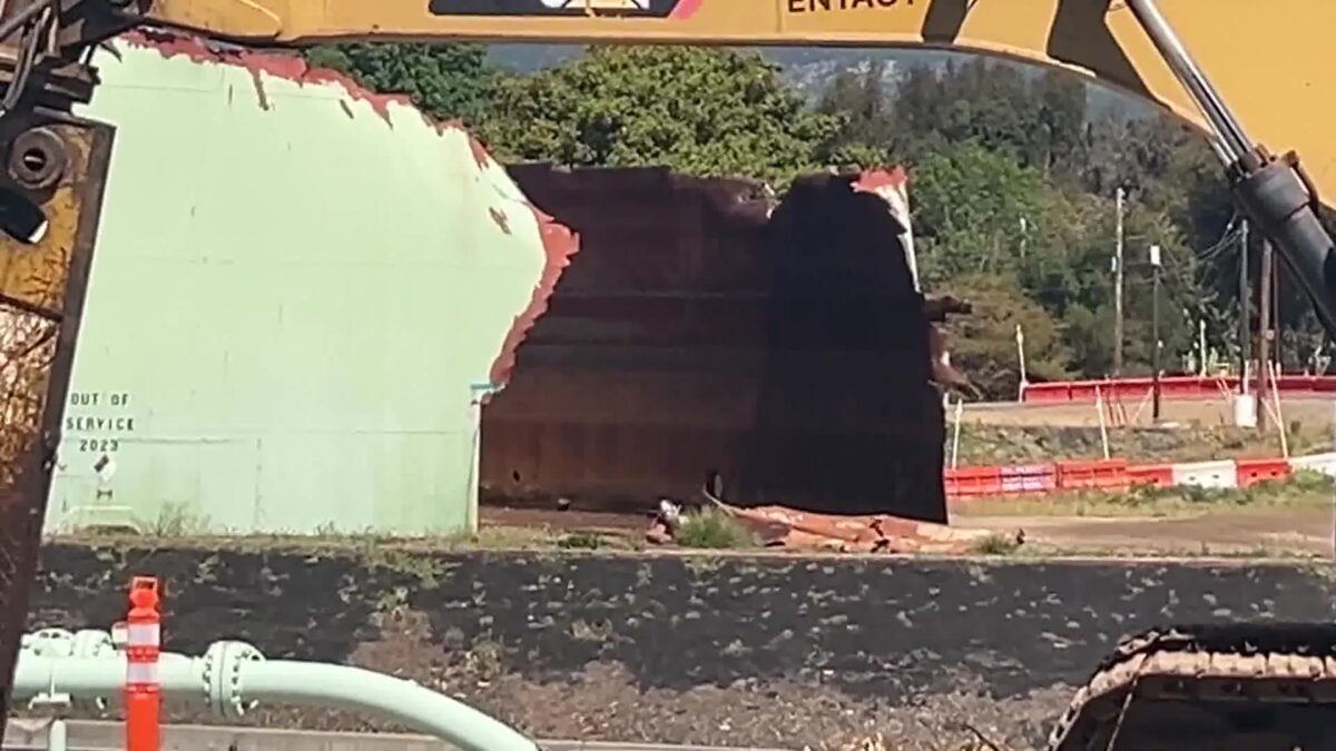 Aging Oil Tanks Coming Down in Carpinteria