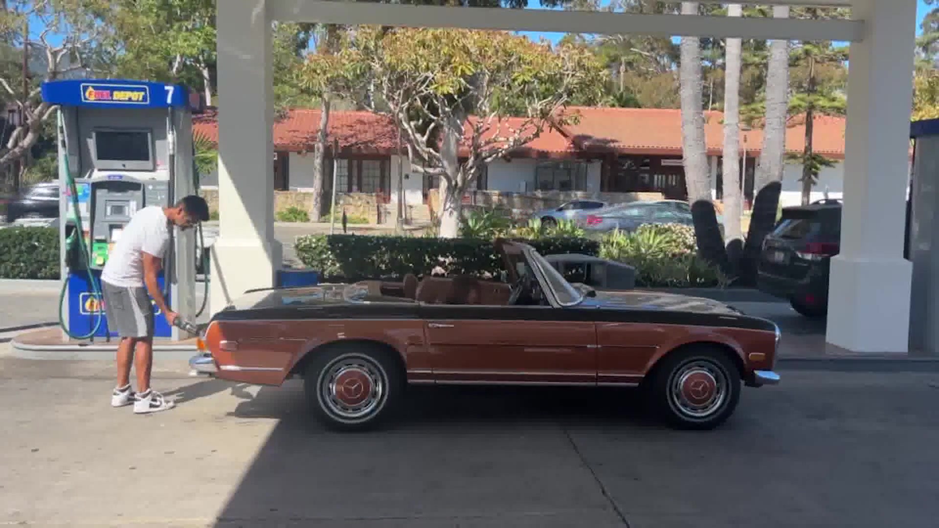 Drivers fill up despite increased prices at the pump