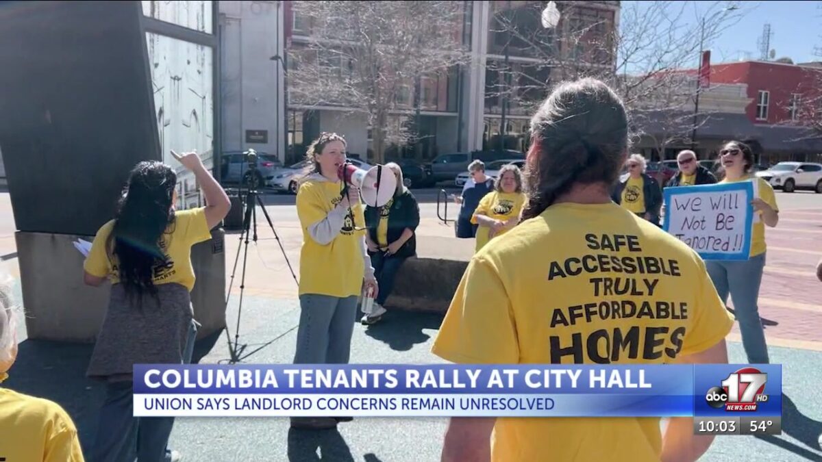 Columbia tenants rally at City Hall on Sunday