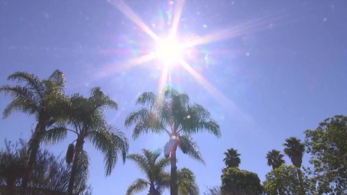 People in Santa Maria Looking for Ways to Stay Cool During Heat Wave