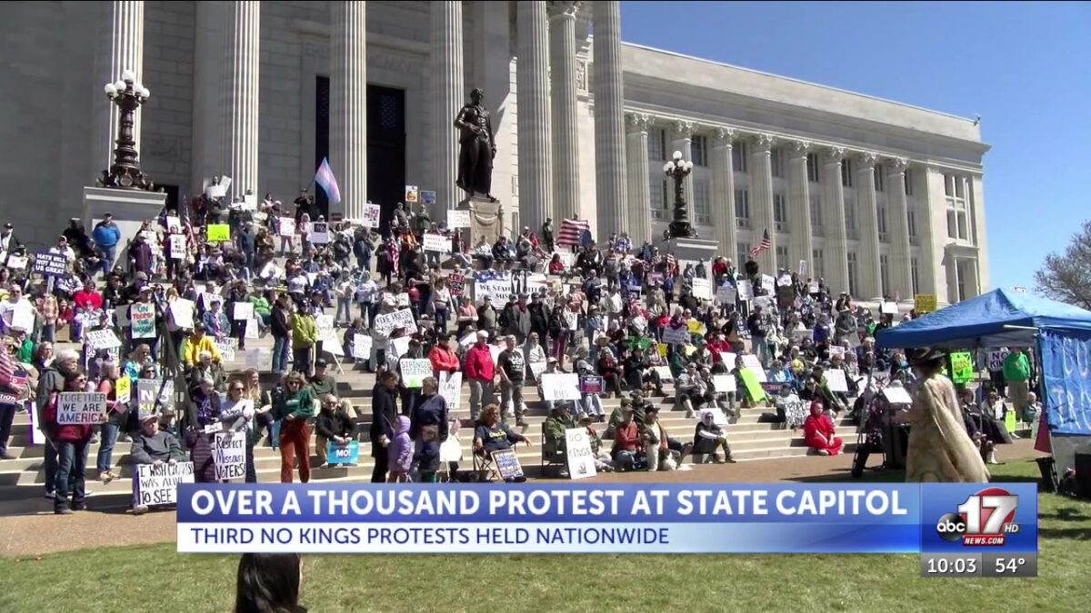 Over a dozen protests across Missouri during third round of ‘No Kings’ rallies