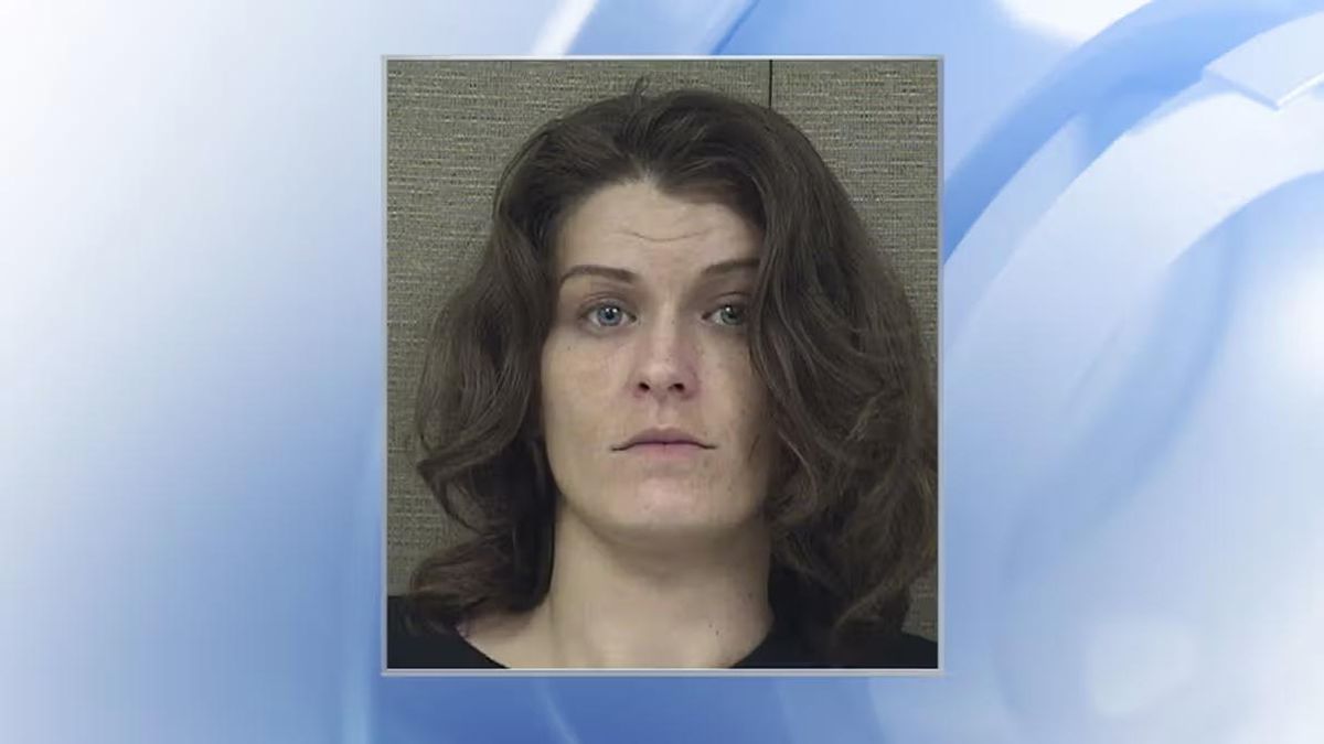 Deputies arrested 33-year-old Jocelyn McArthur