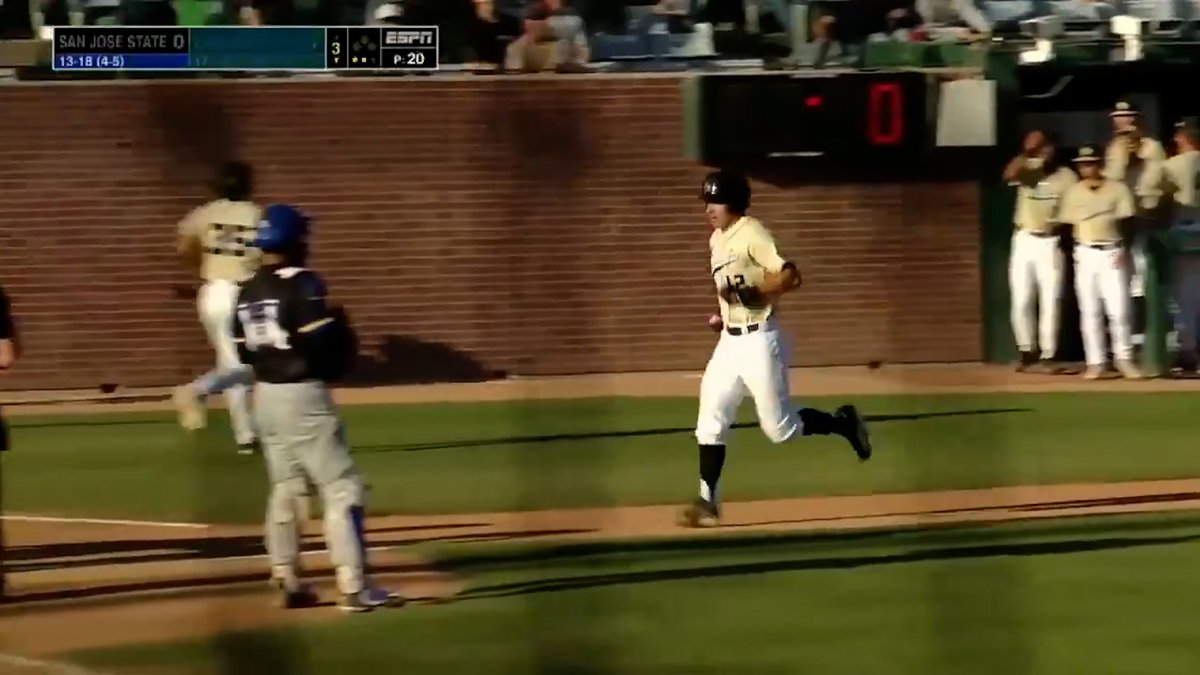 Cal Poly ends 3-game slide with rout of San Jose State