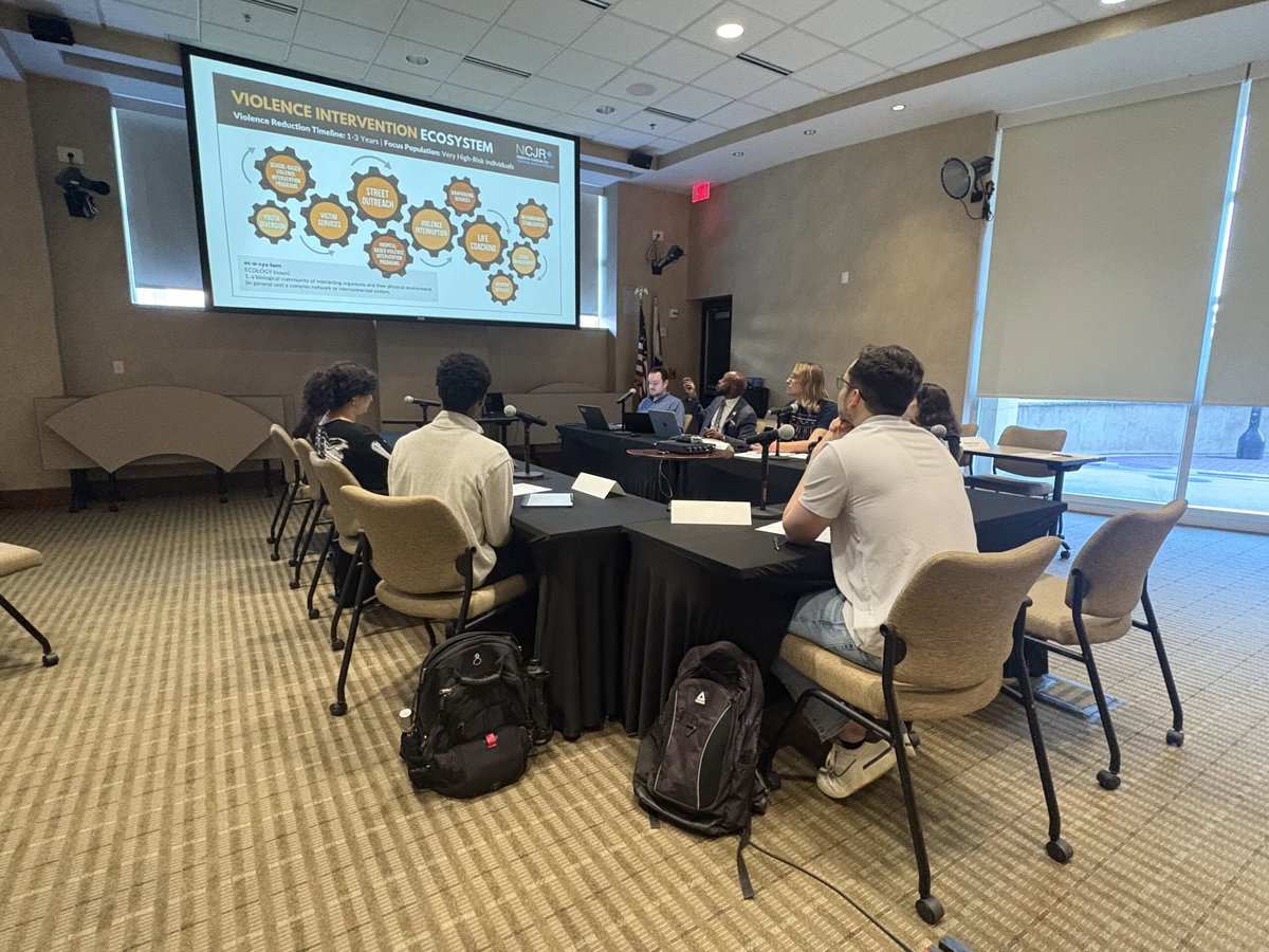 Columbia Office of Violence Prevention gives update to analysis report during meeting with Collegiate Advisory Board