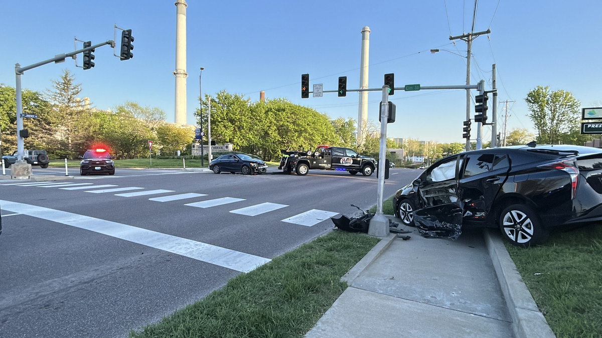 Road reopened after crash at Elm Street and Providence Road in Columbia