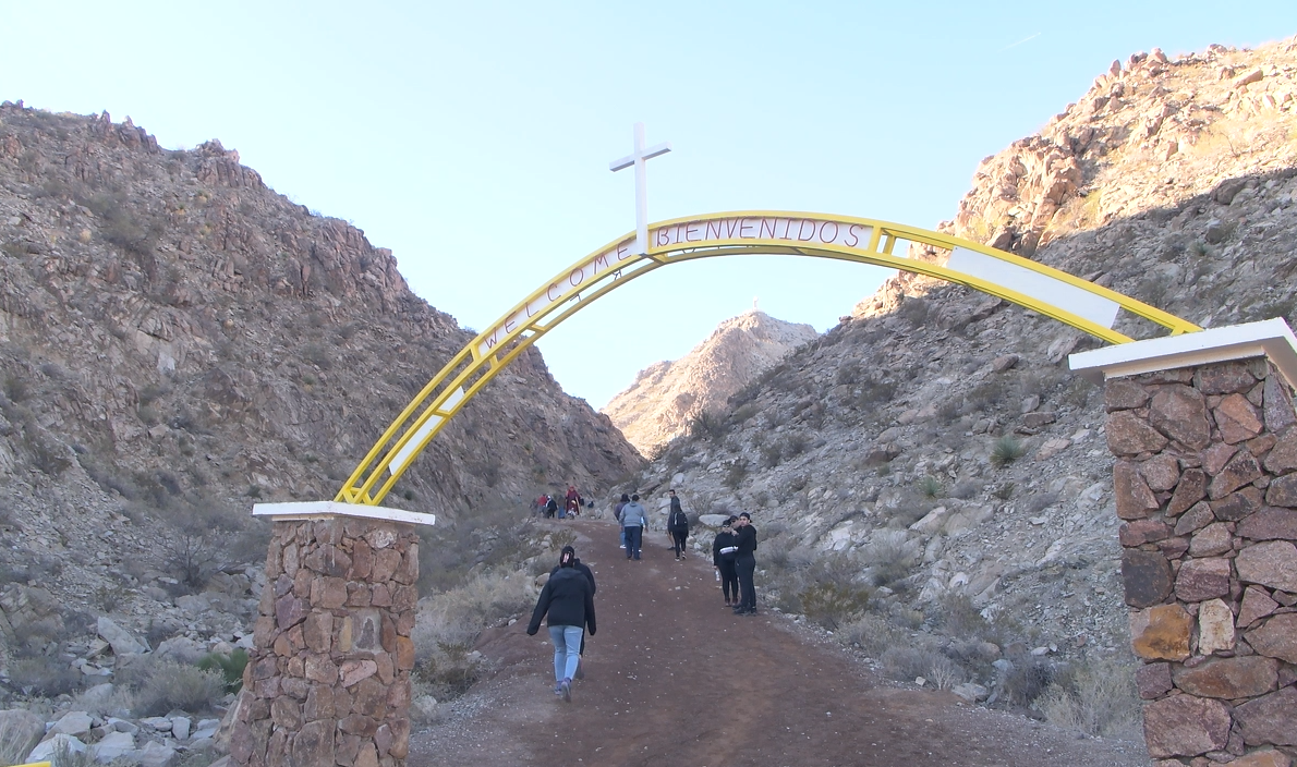Thousands expected to climb Mt. Cristo Rey for Good Friday tradition