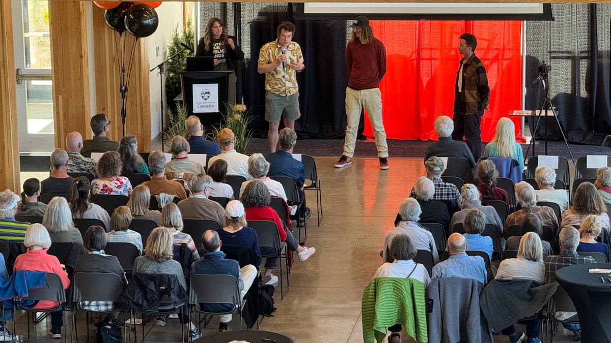 Bend town hall reflects broader divide over managing Oregon’s forests