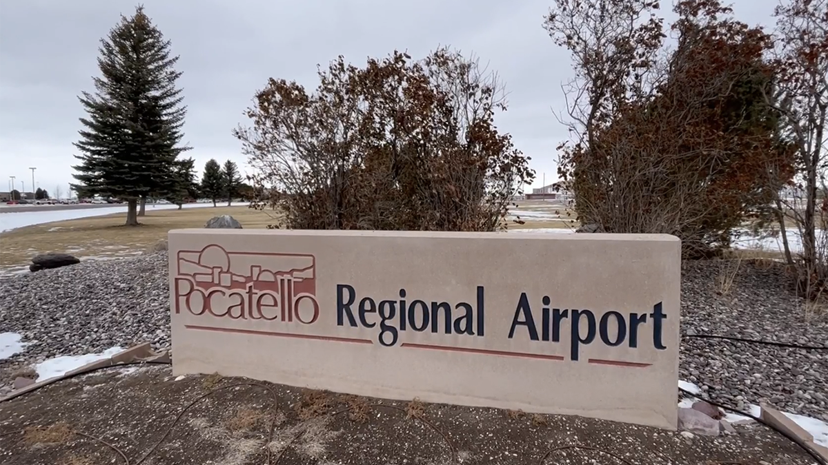 Small plane damaged after landing at Pocatello Airport; High winds suspected