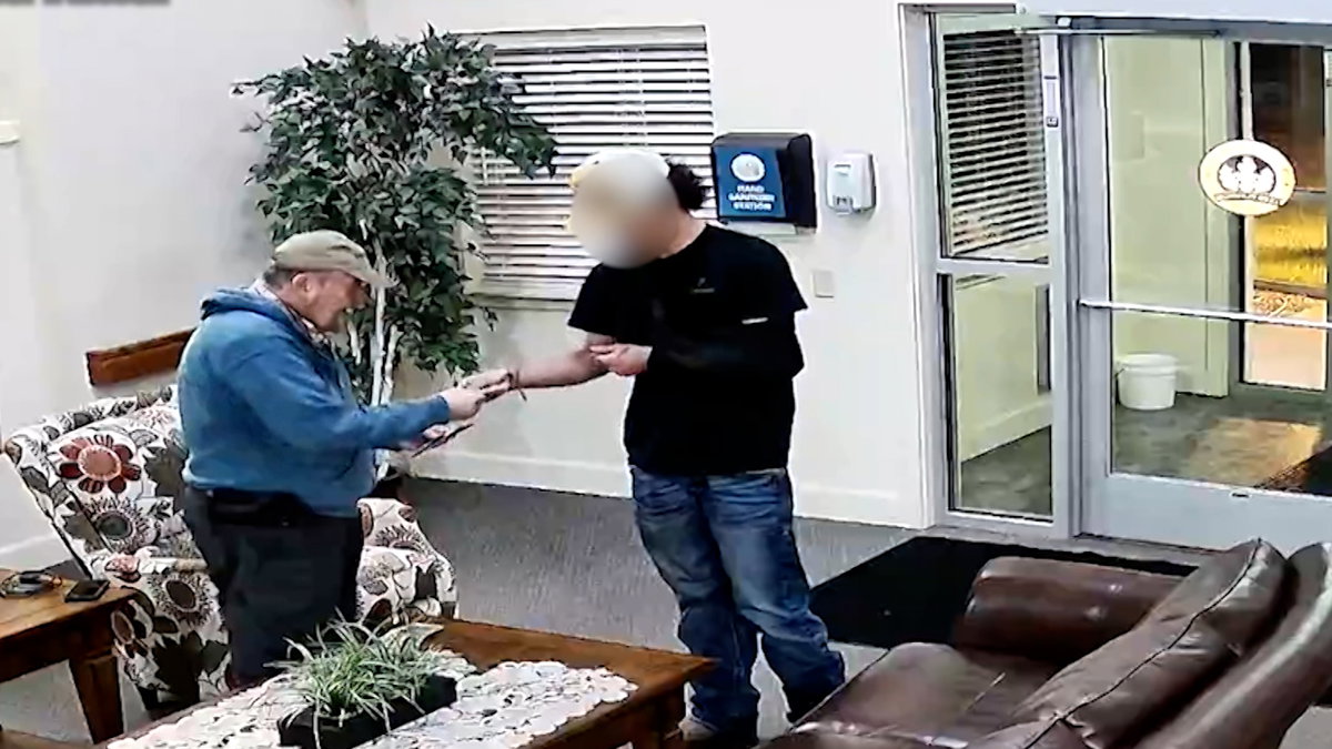 Counterfeit Cash: Idaho Falls retiree scammed out of hundreds in marketplace sale