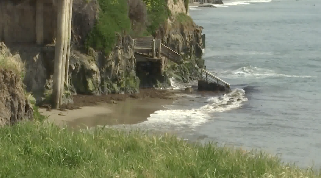 Full Closure of Isla Vista Beaches This Weekend