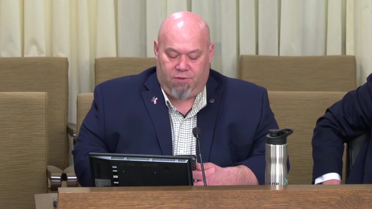 The measure failed on a party-line vote after a heated hour-long debate in the House Rules and Legislative Administration Committee