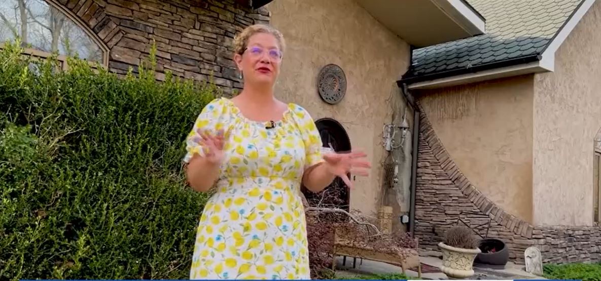 A Northern Kentucky community is coming together to help one man rebuild his home.