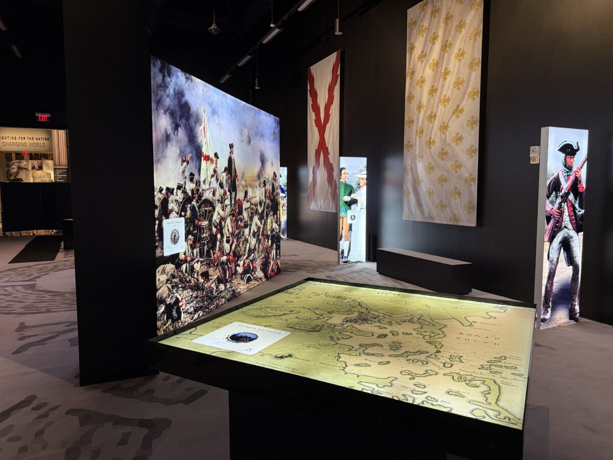 Augmented reality exhibit brings you to the front lines of the American Revolution.