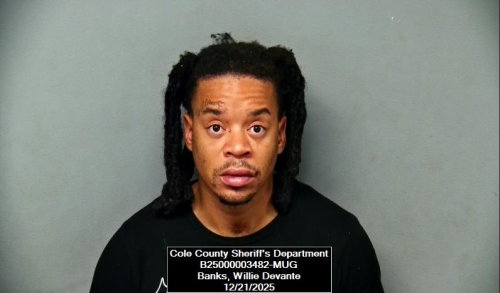 Man accused of pointing gun at Jefferson City Dollar General shoppers indicted by federal grand jury