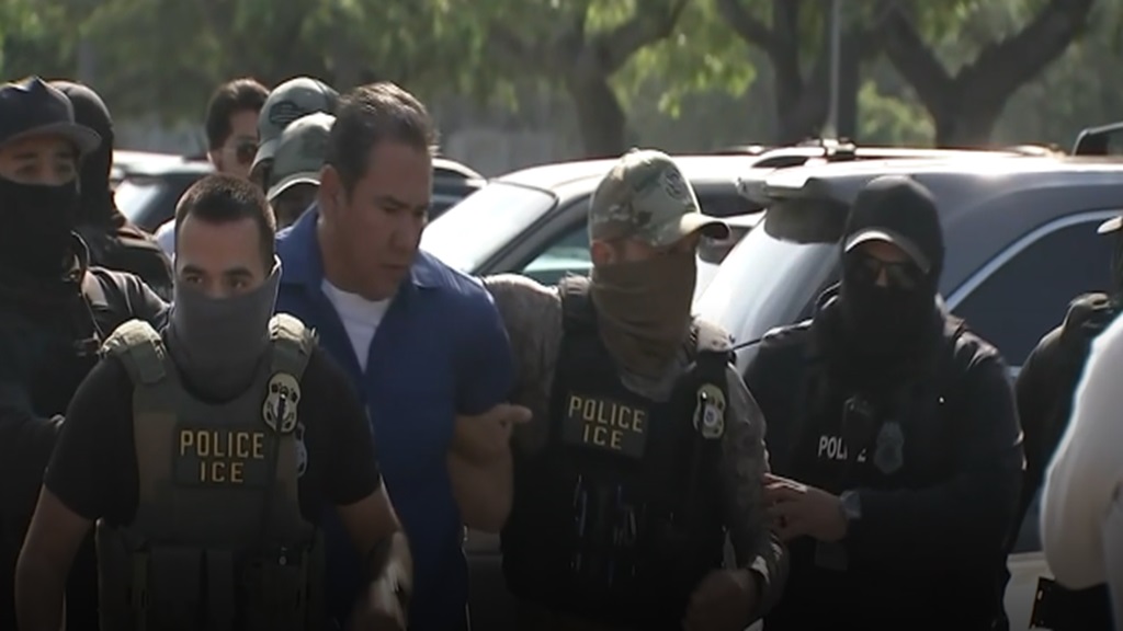 A chaotic scene unfolded when federal immigration agents detained multiple men leaving the Rancho Cucamonga courthouse Thursday morning.