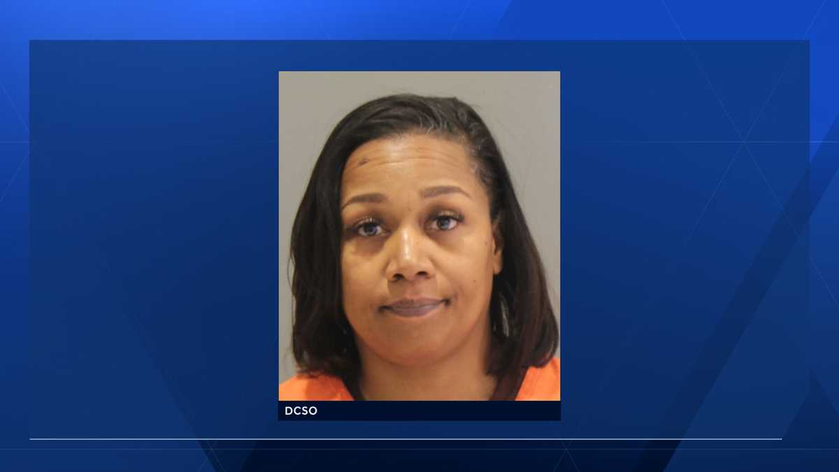 Angelique Edmonds was arrested for allegedly stealing over $180