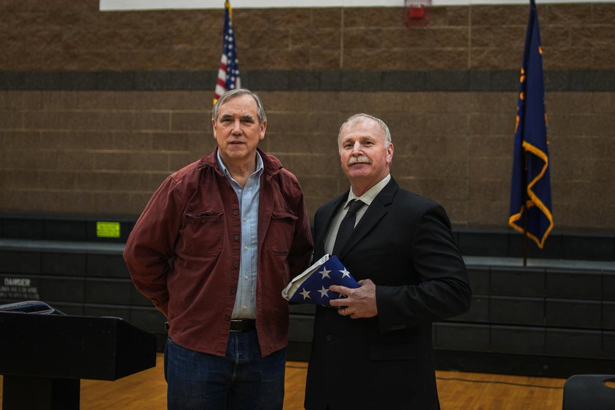 There’s Good News: Sisters-Camp Sherman Fire District honored for response to 2025 Flat Fire