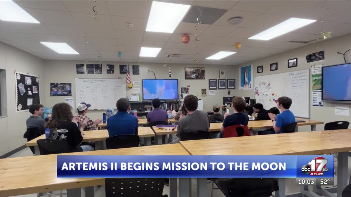 Former astronaut from Missouri speaks on Artemis II space launch; students talk about its impact