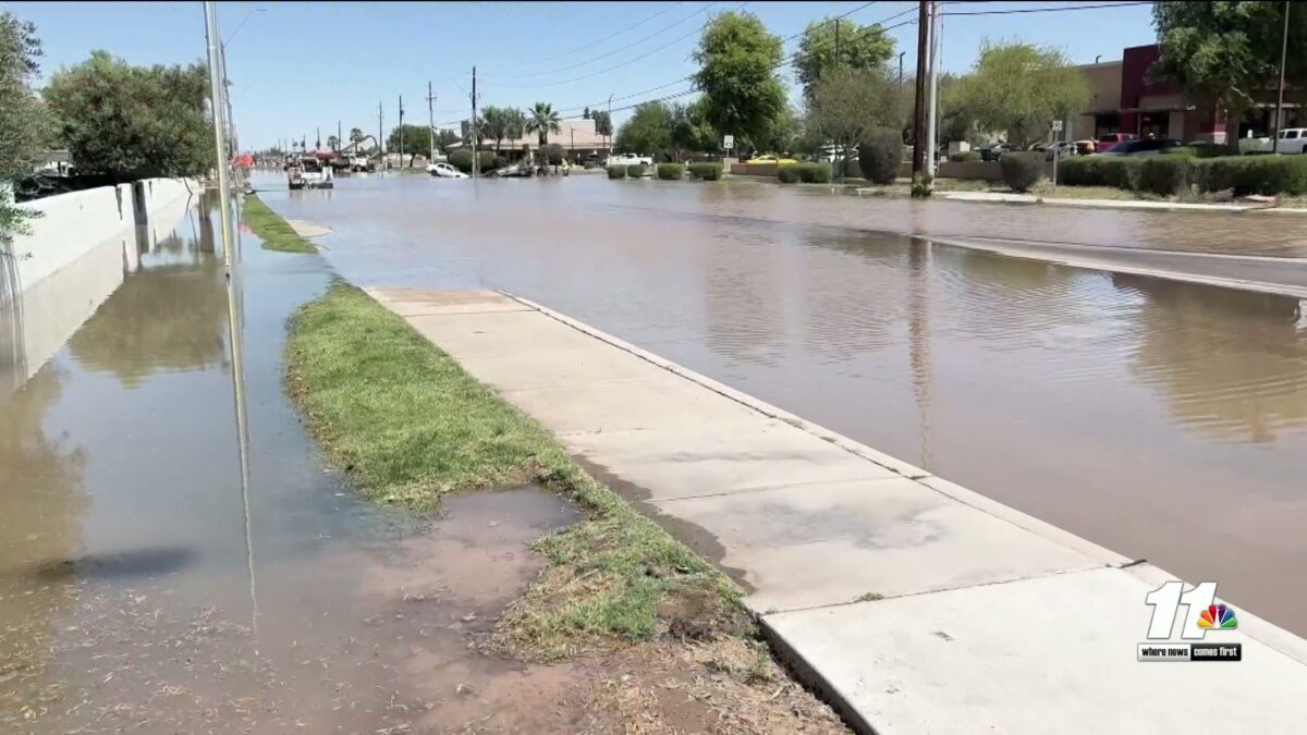 Major water main break floods part of Avenue B in Yuma