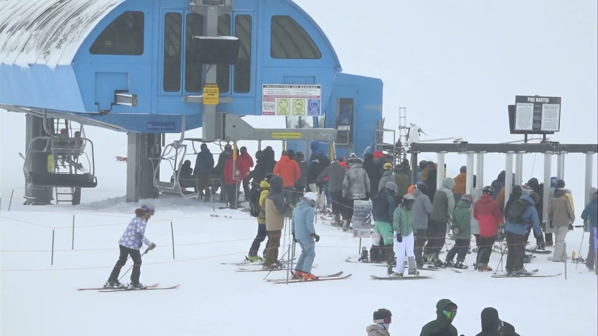 Spring powder delights visitors at Mt. Bachelor after tough winter