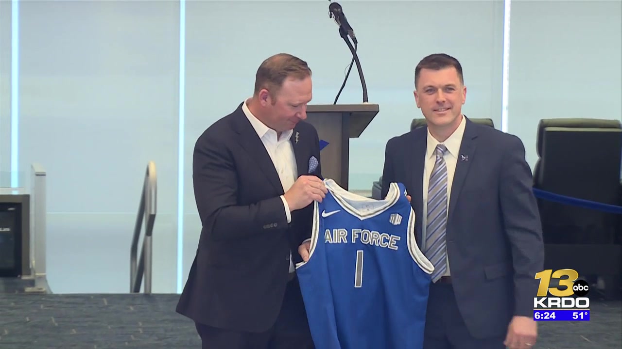 Joe Crispin introduced as the new Air Force head basketball coach