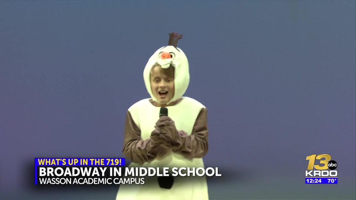 Russell Middle School is first in country to perform full ‘Frozen’ broadway play