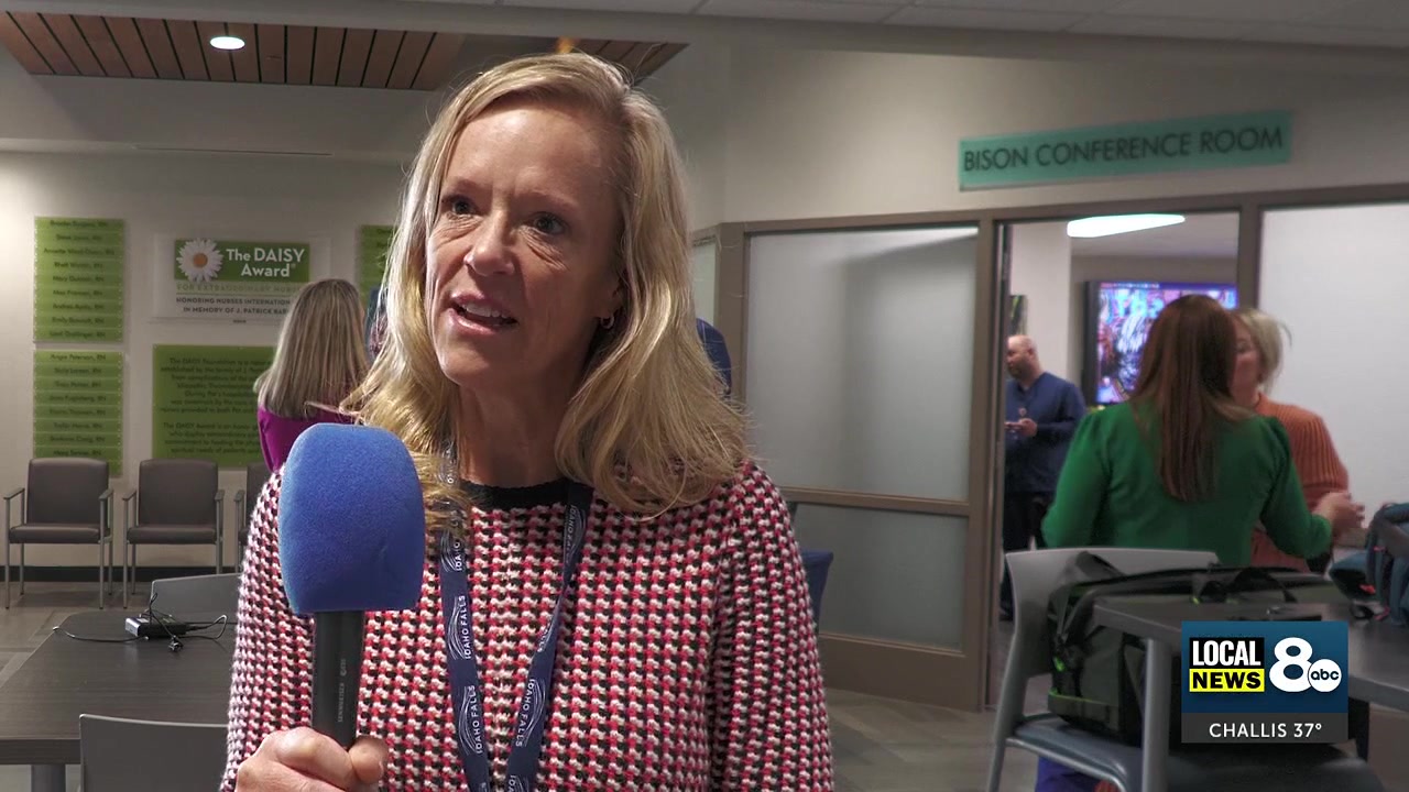 EIRMC honors donors during National Donate Life Month with flag-raising ceremony