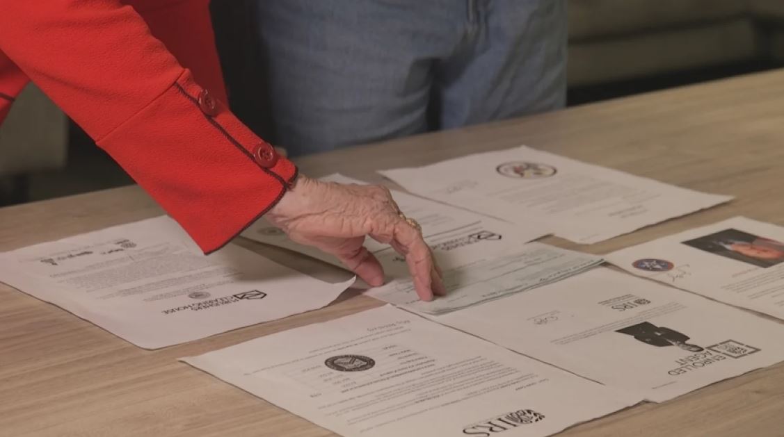 A former Hawaiʻi television anchor is sharing her story after falling victim to a Publishers Clearing House scam that wiped out much of her retirement savings.