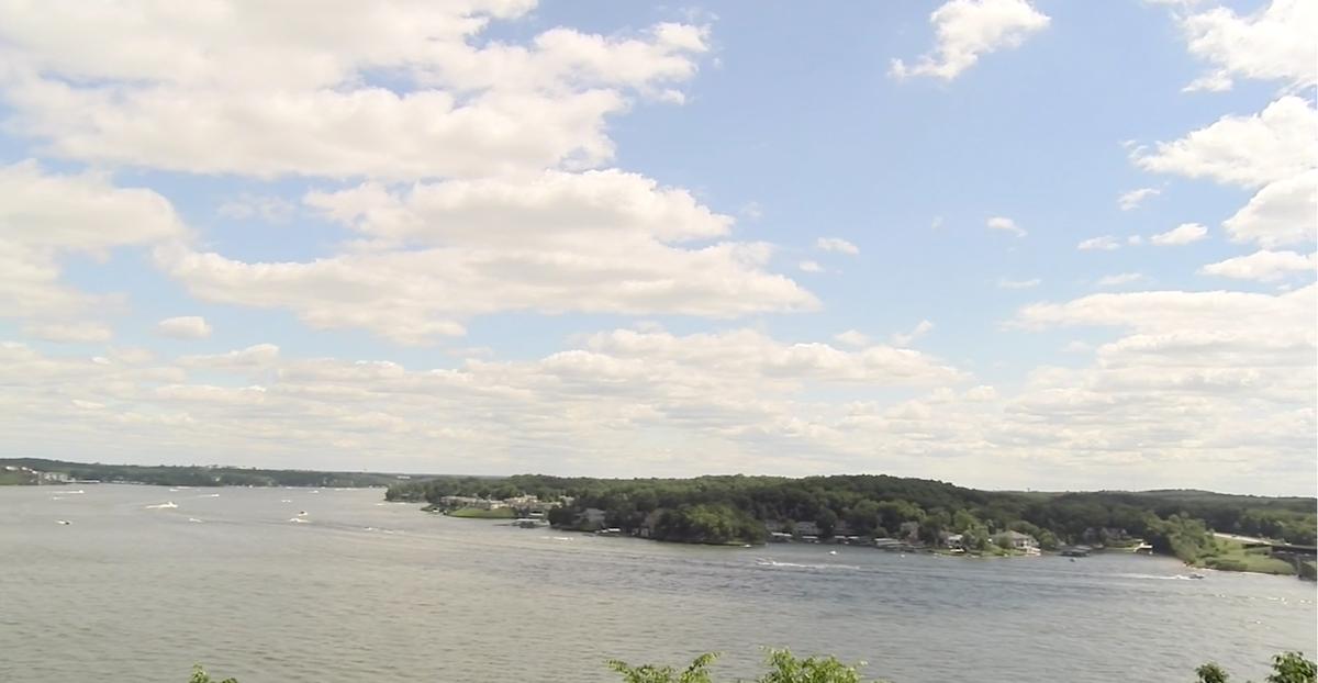 Camden County man drowns at Lake of the Ozarks