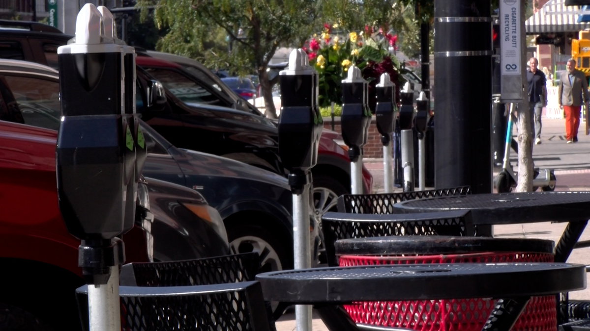 Columbia names interim parking manager