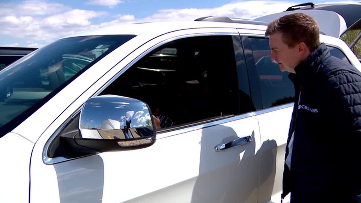 Rising gas prices are putting financial pressure on rideshare drivers in the Twin Cities