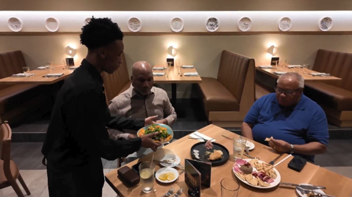 Cafe Momentum Atlanta is a nonprofit serving up good food while changing the lives of youth and young adults who have had direct contact with the juvenile justice system.