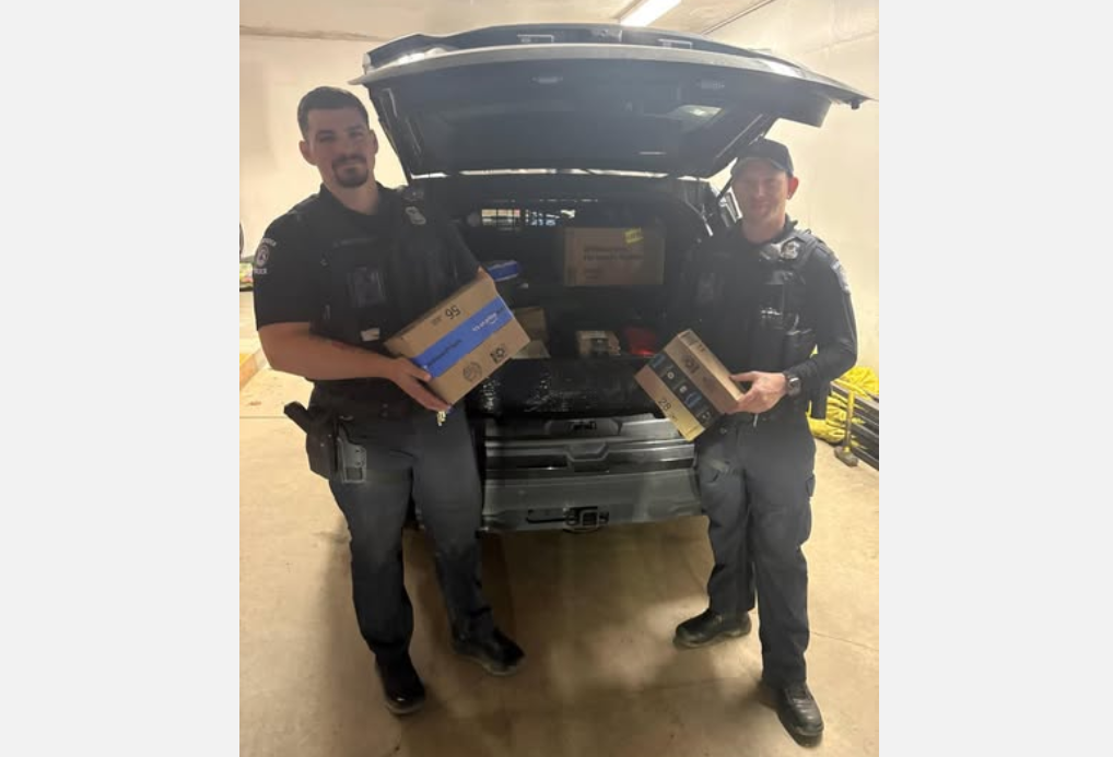 Police officers in Flat Rock