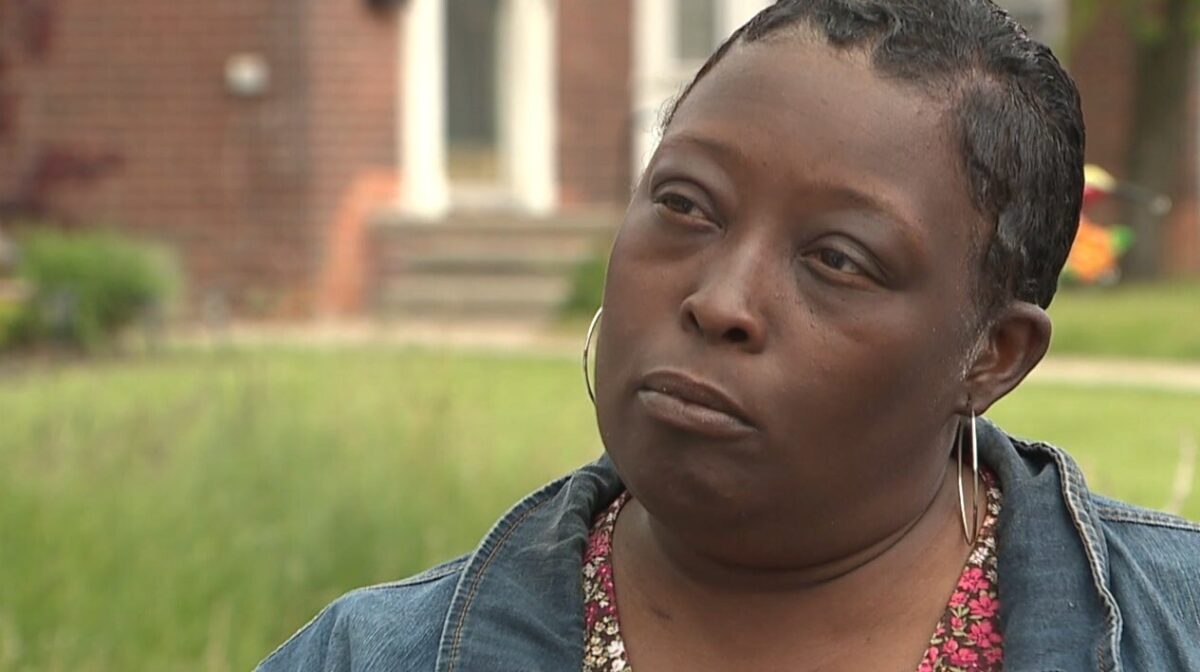 Howard's mother