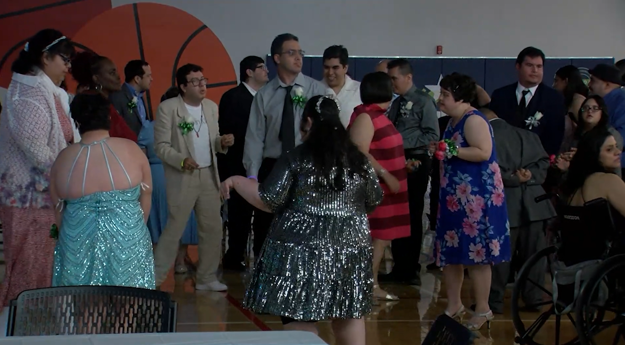 Emergence Health Network clients ‘shine bright’ at prom