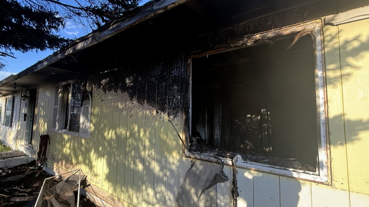 Idaho Falls resident hospitalized following Thursday night house fire