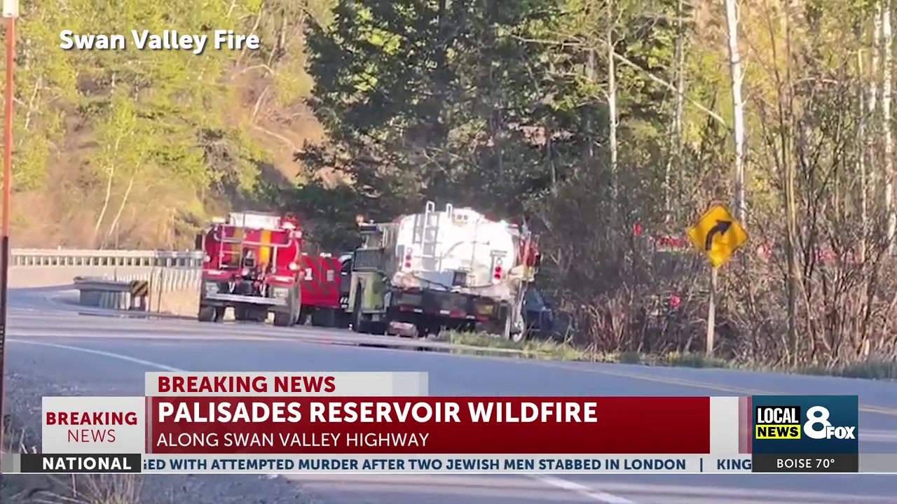 Wildfire burns near Palisades Reservoir