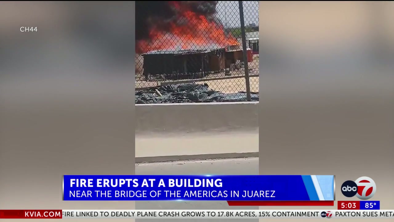 Fire burns near Bridge of the Americas in Juárez
