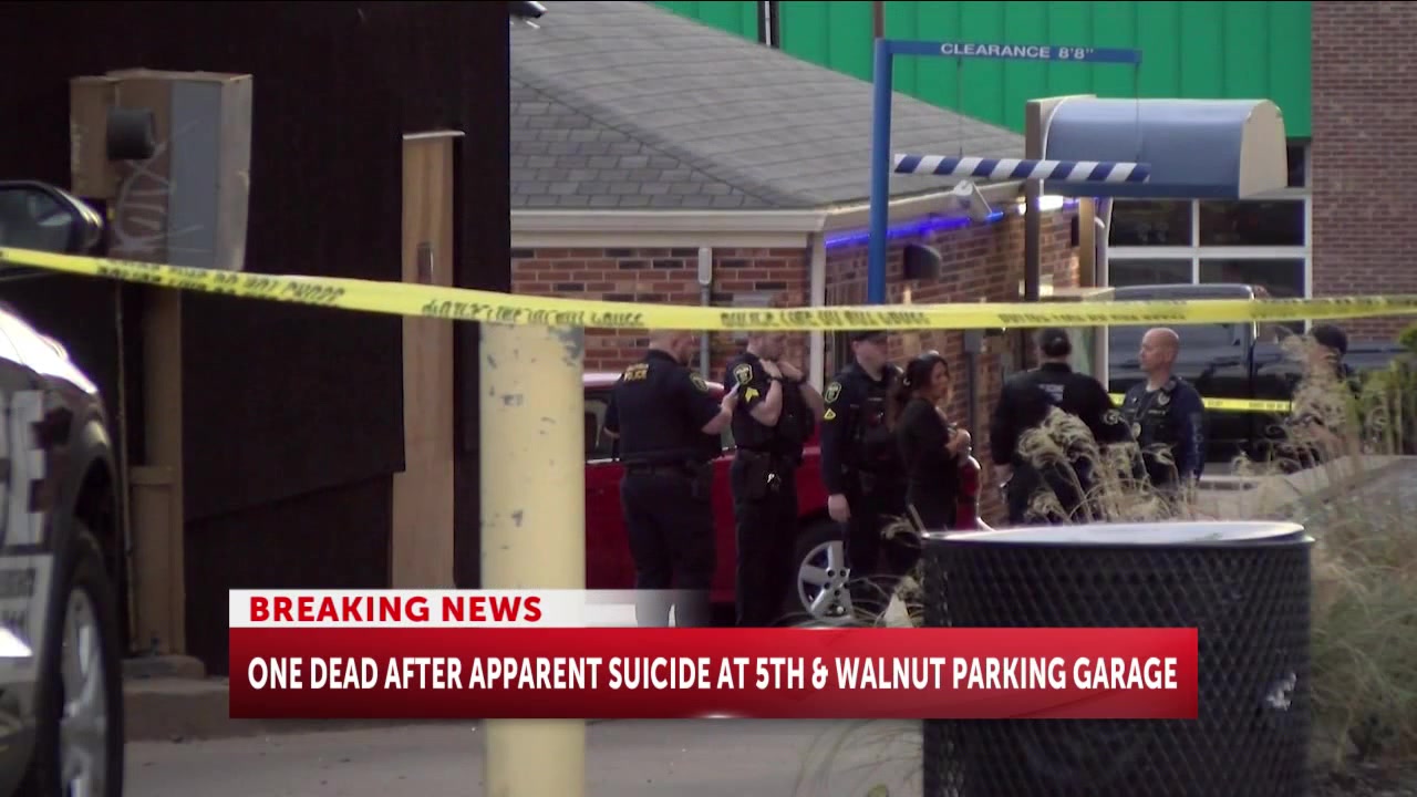 Police: 1 dead after apparent suicide at Fifth and Walnut parking garage