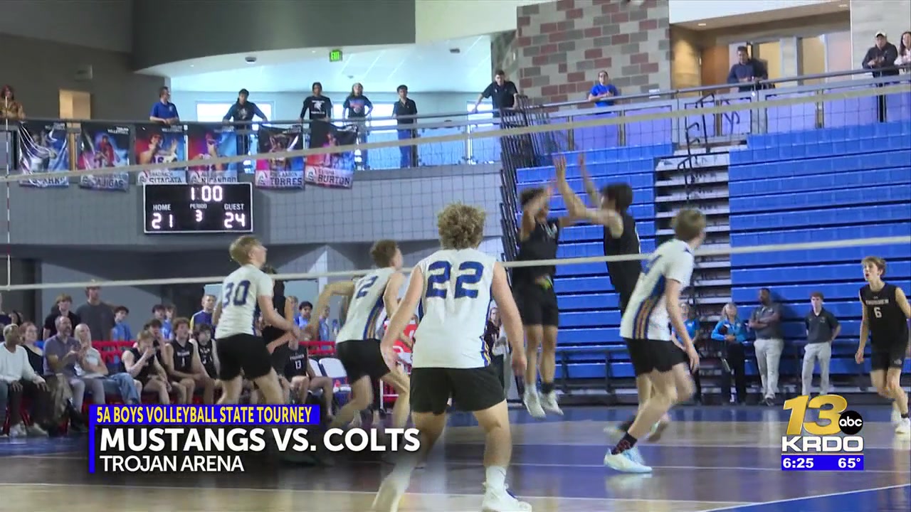 Boys state volleyball action featuring Discovery Canyon and Rampart