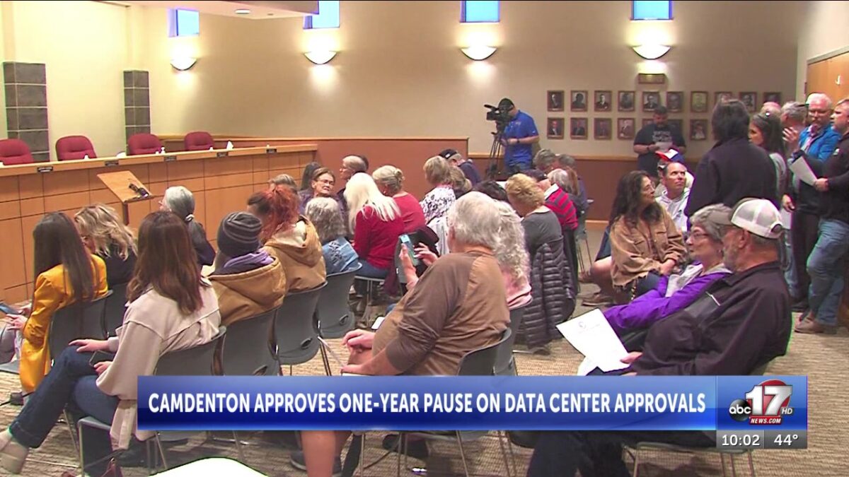 Camdenton Board of Aldermen puts pause on data centers
