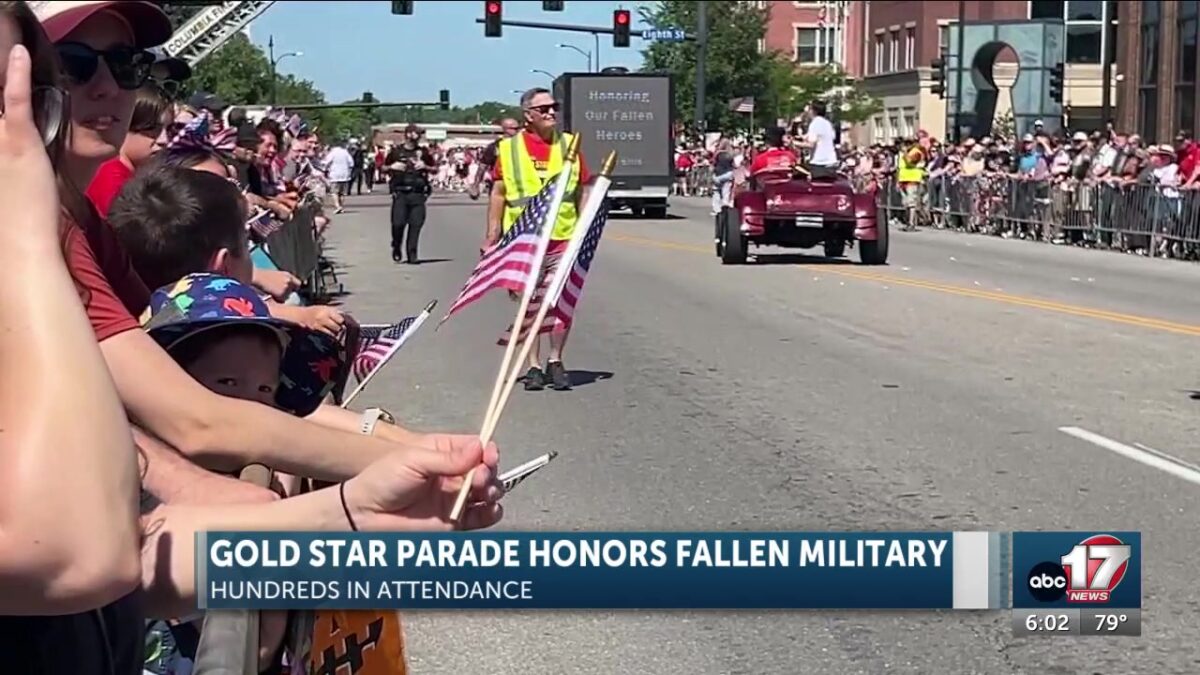 Hundreds gather to honor the fallen at Gold Star Memorial Day parade