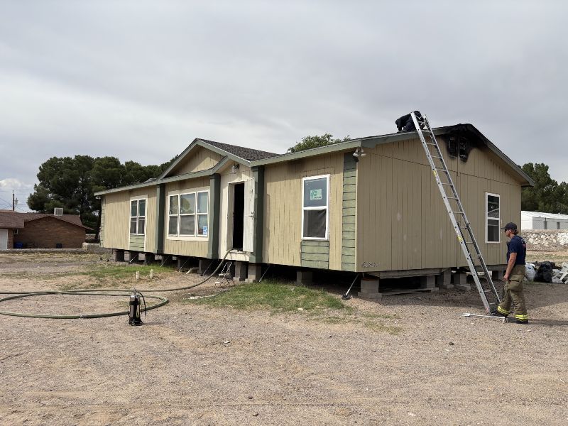 Las Cruces mobile home damaged after fire