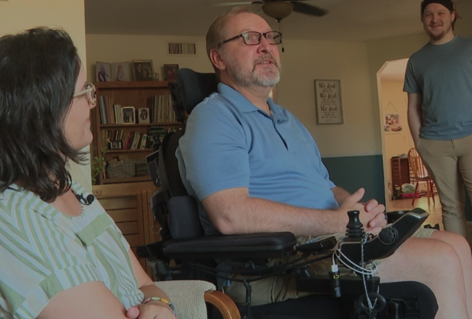 An anonymous grant to ALS Arizona is giving people living with ALS easier access to wheelchair-accessible vehicle rentals