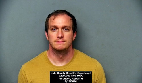 Former youth minister accused of sending nude photos of woman