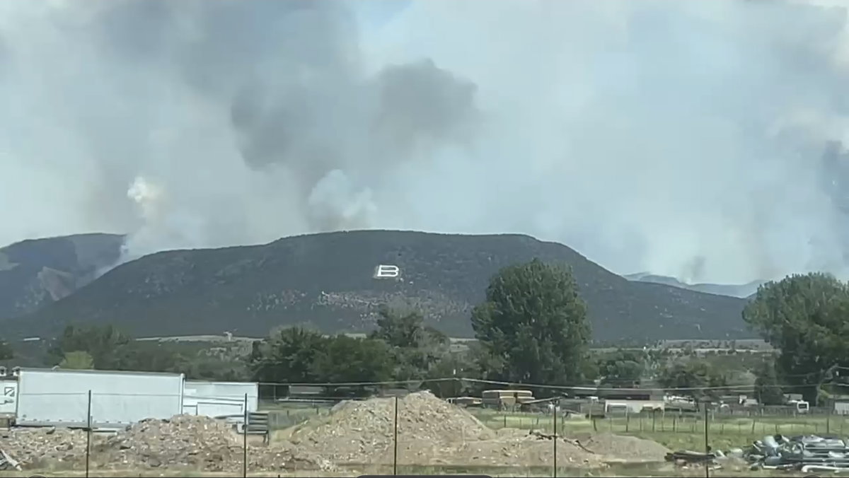 Cottonwood Fire explodes to 24