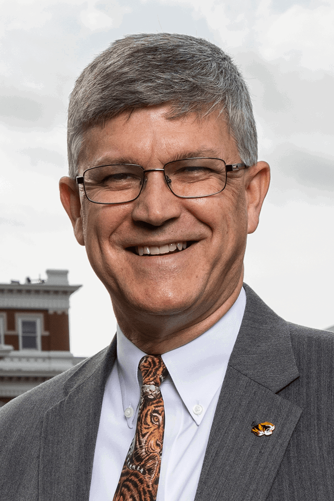 Longtime MU professor and administrator Jim Spain to retire