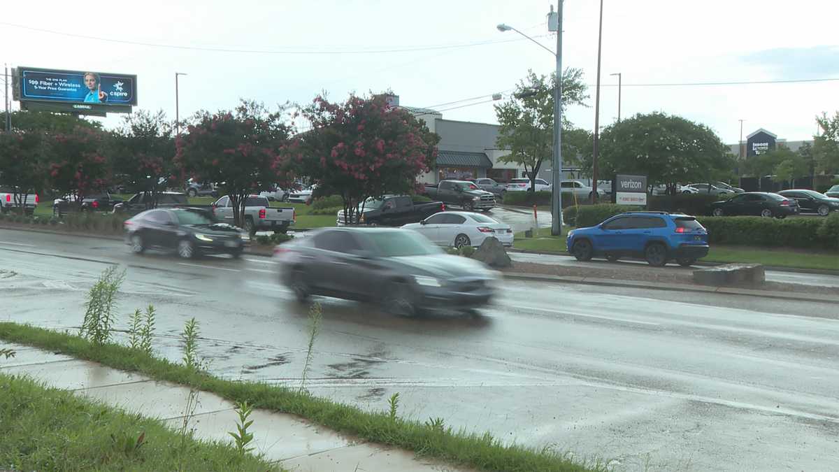 The Mississippi Department of Public Safety plans to install artificial intelligence cameras in crash-prone areas to monitor driver behavior.