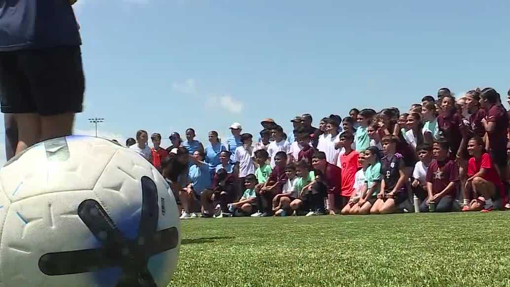 The program is an initiative of the Royal Dutch Football Association. The intention is to teach soccer and the social skills that come with sports to coaches and players around the world.