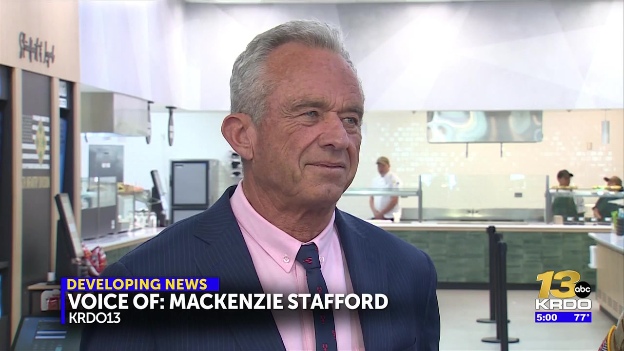 Secretary Robert F. Kennedy Jr. visits Fort Carson’s new Bistro